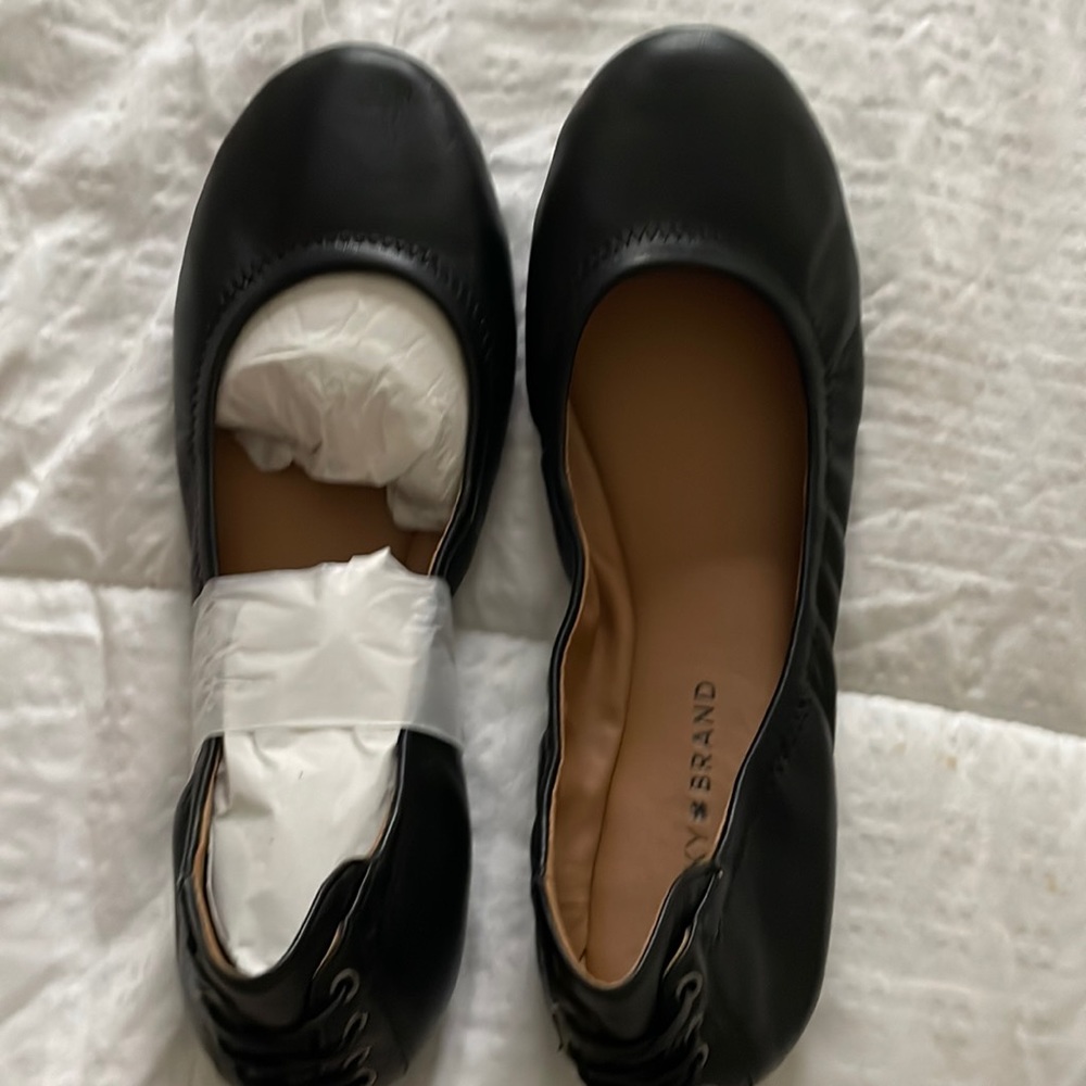 Womens lucky brand black leather brand new flats